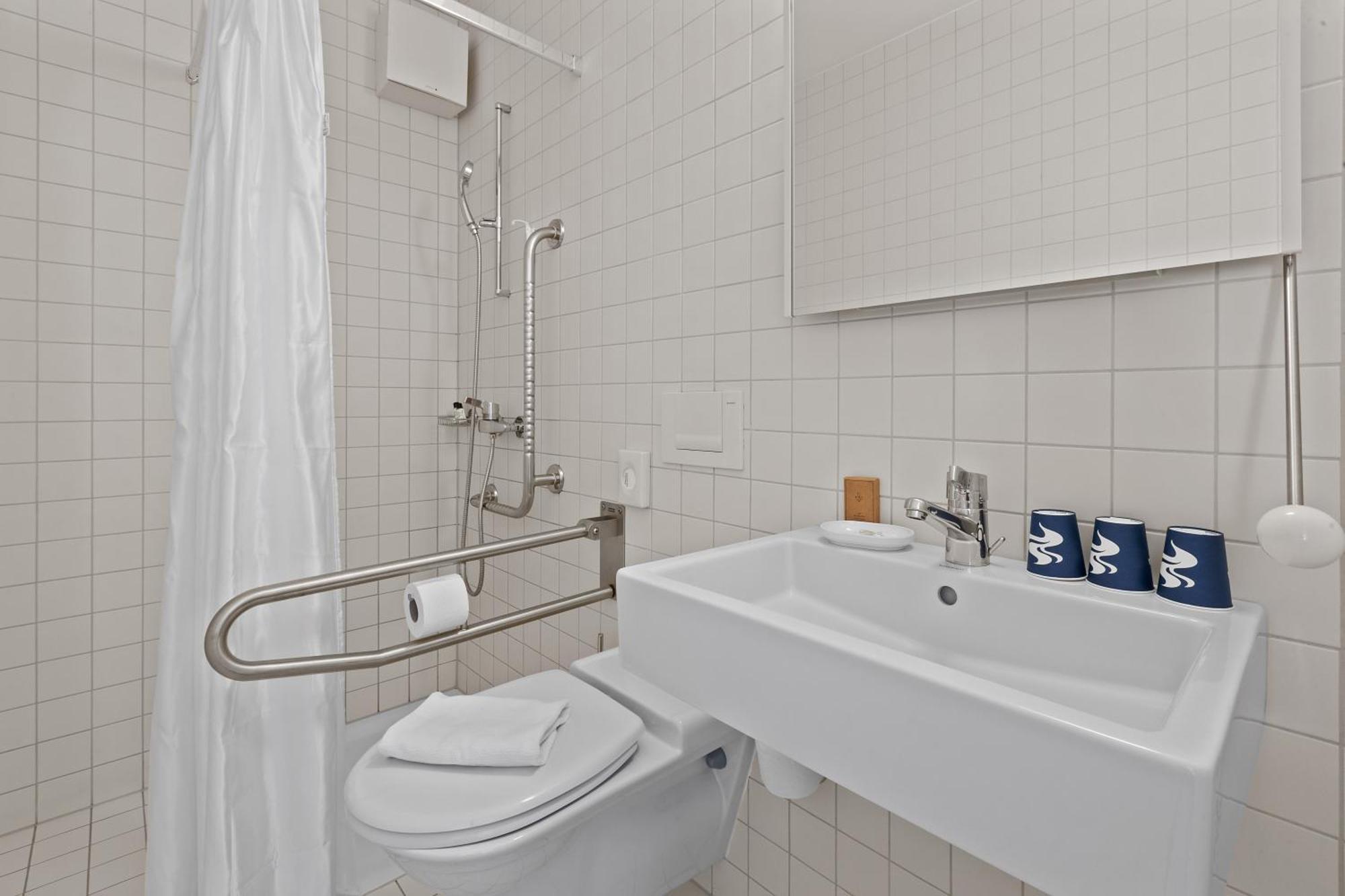 Hotel De La Poste Сьер Экстерьер фото